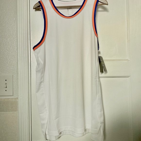 NWT Nike Aeroswift New York Knicks jersey